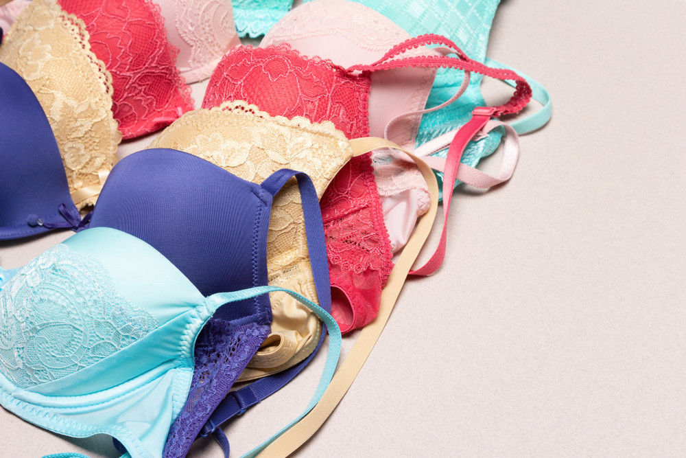 Ladies ditch the bra for a healthier, better nights sleep